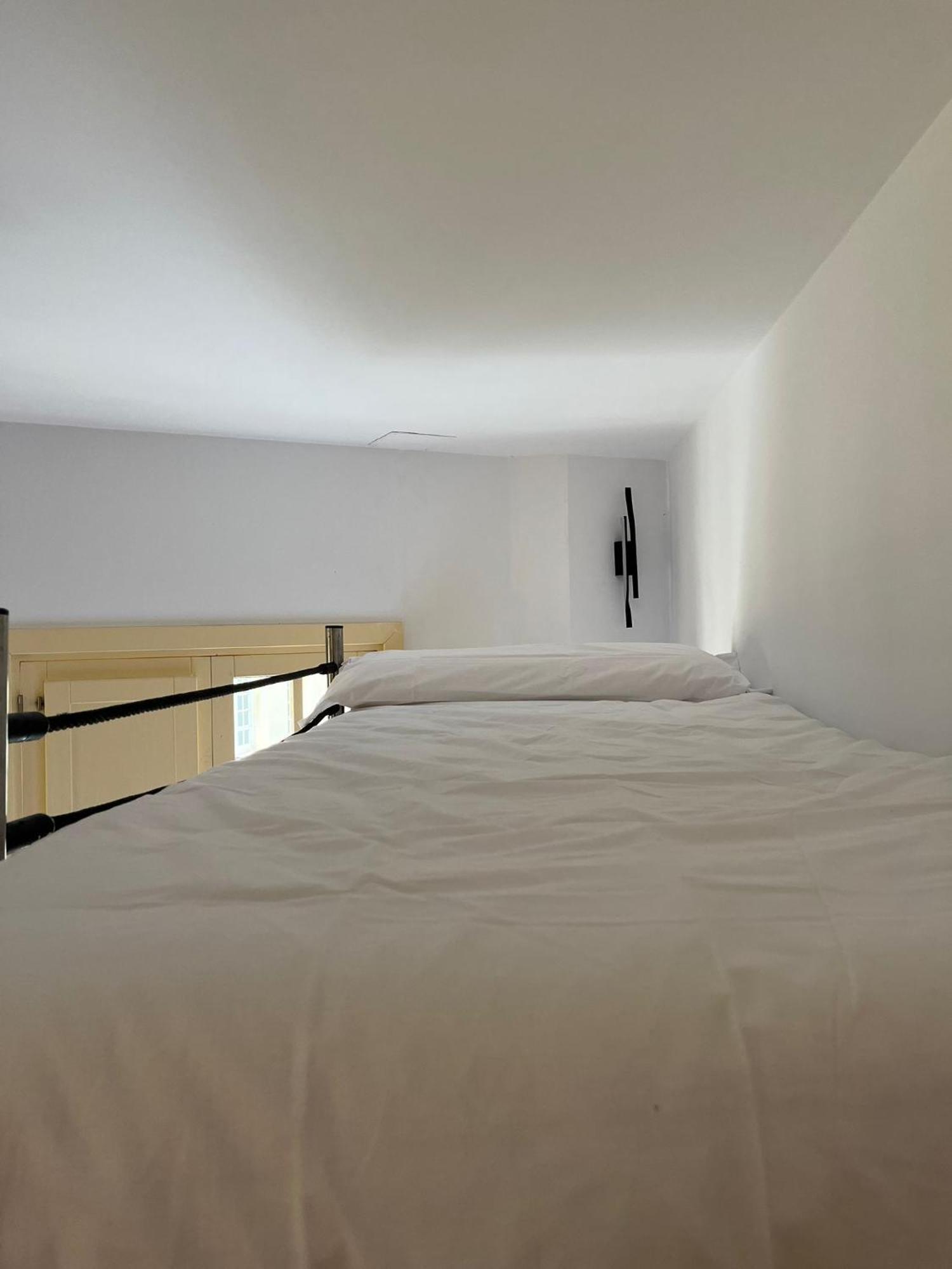 Luxury Apartments Chinitas 11 Малага Экстерьер фото